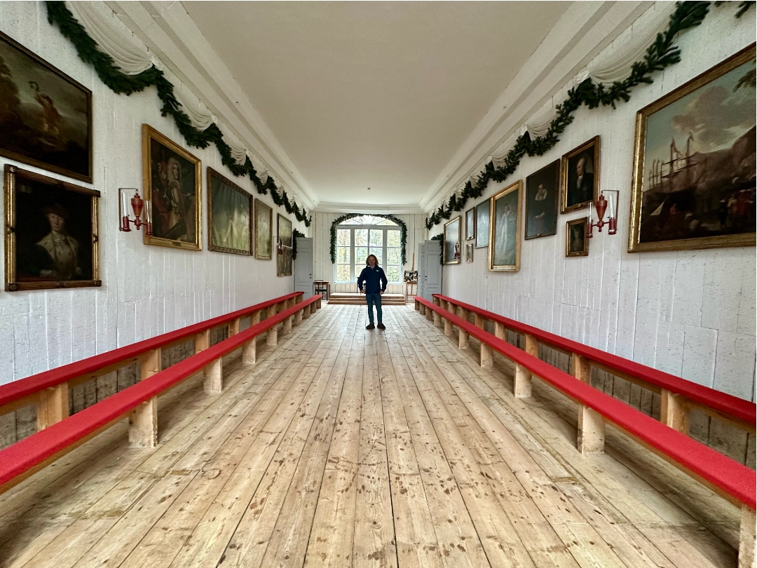 Sal Eidsvollsforsamlingen Hovedsal Eidsvolls Verk Bilde fra salen hvor eidsvollsforsamlingen utgjore 112 representanter ved Eidsvolls verk